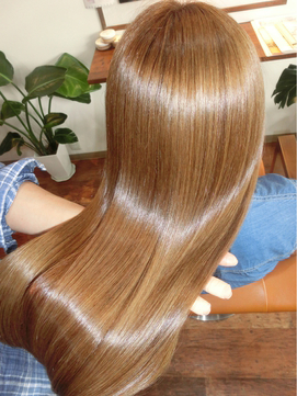 大宮にある美容室・美容院「Bloom hair（ブルームヘア）」のヘアスタイル「Ｍ３Ｄピコカラートリートメント・ベージュ系」の拡大画像